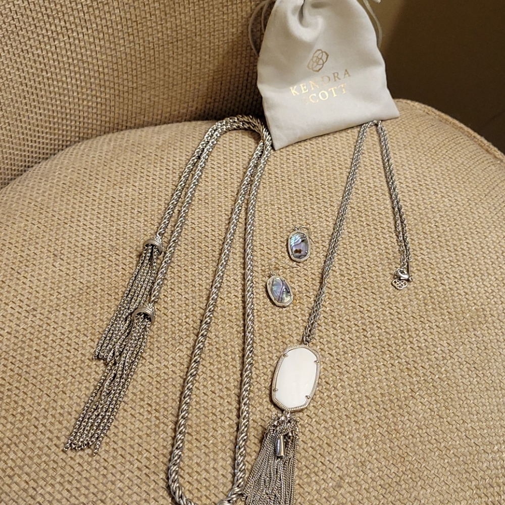 Kendra Scott Necklace Set 3 pieces GREAT BUY!!!!!!